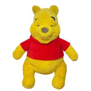 Winnie the Pooh 18 Inch‎ Plush Disney Store Official In Excellent Condition
